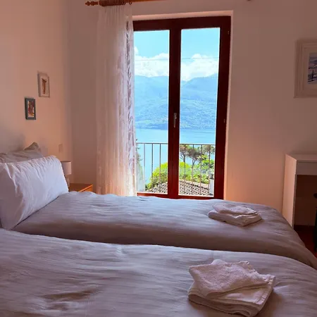 Casa Dei Nonni, Brissago, Maggiore Views Сasa de vacaciones Brissago
