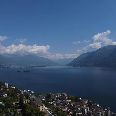 Casa Dei Nonni, Brissago, Maggiore Views Сasa de vacaciones